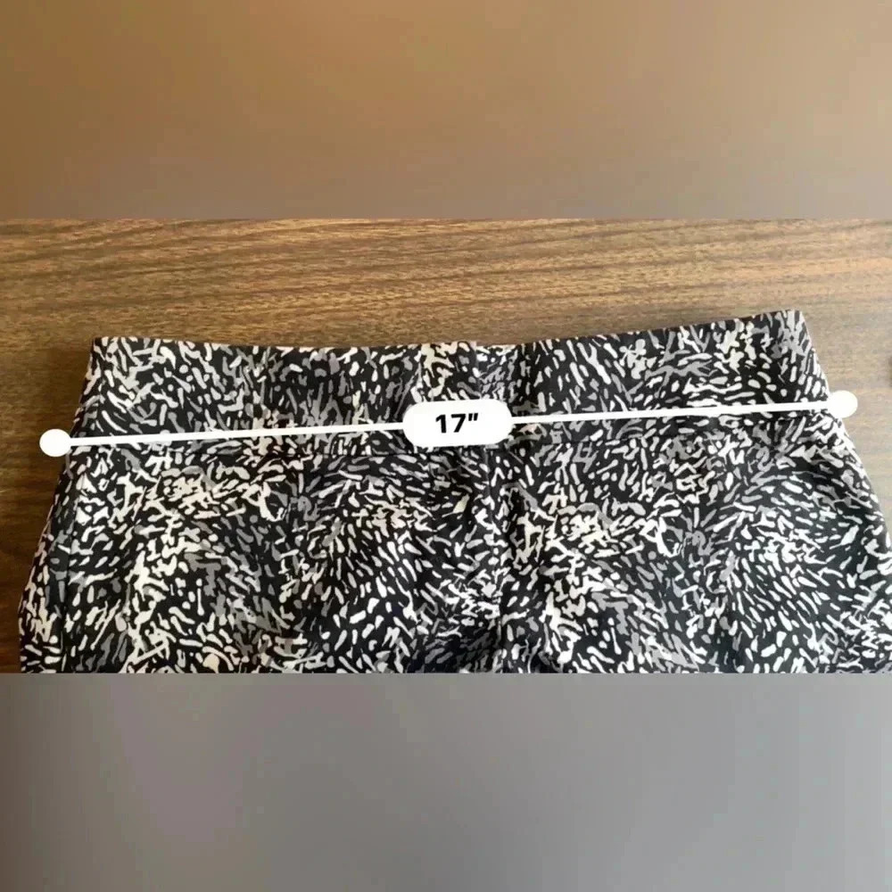 Loft Zip Front Pants Size 4 🥰 - Picture 7 of 10